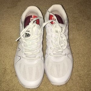 varsity charge cheer shoes